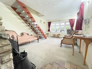 LOWER END- click for photo gallery